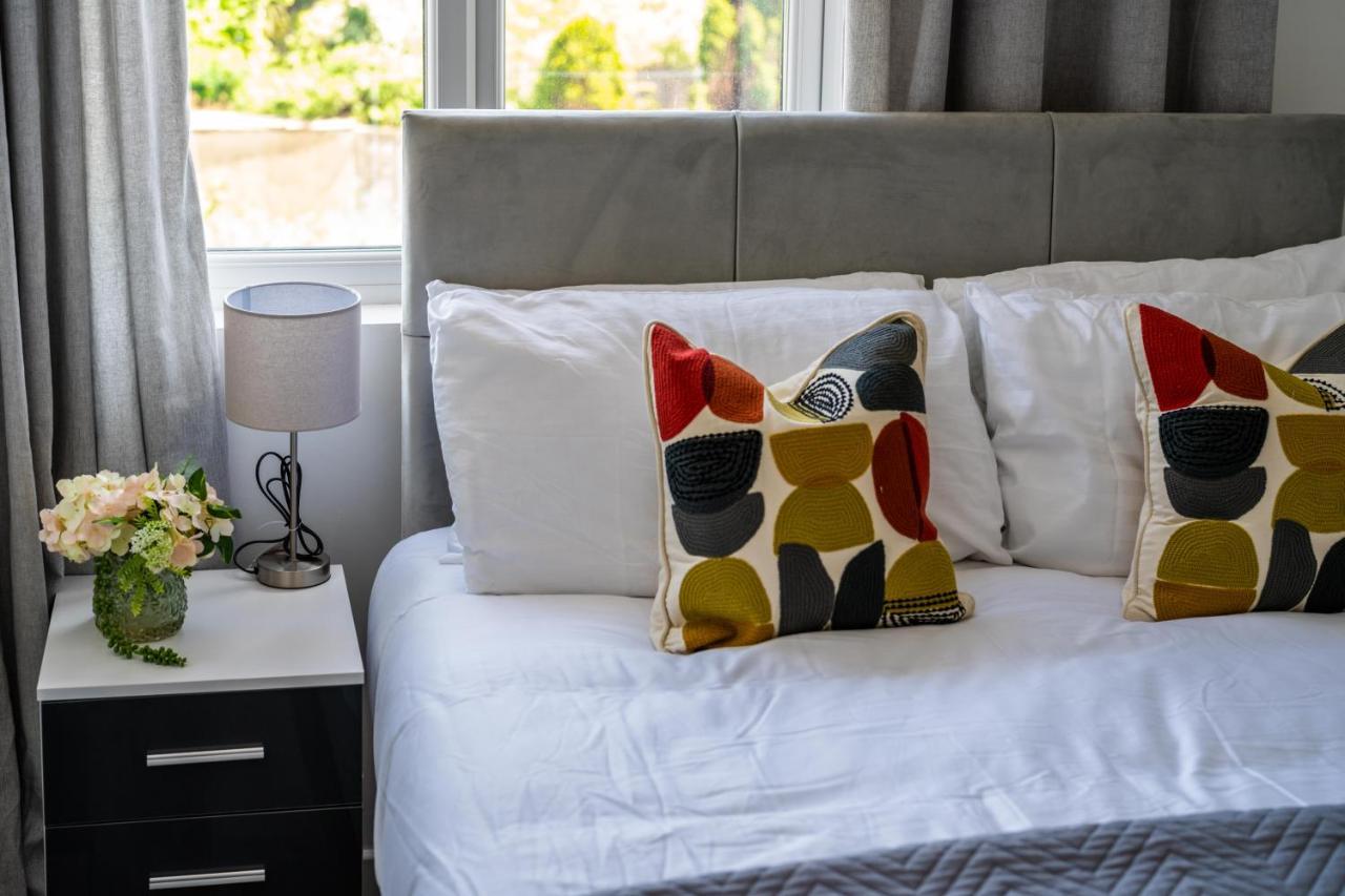 Apartment Ash View Place 4 -heathrow - Thorpe Park - Free Parking *
